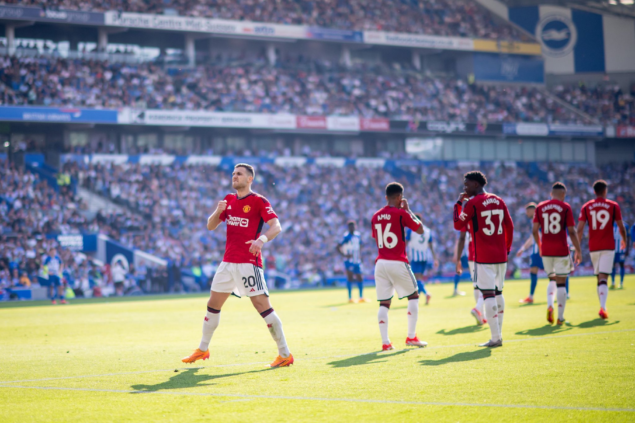 更是在国际 更是在国际